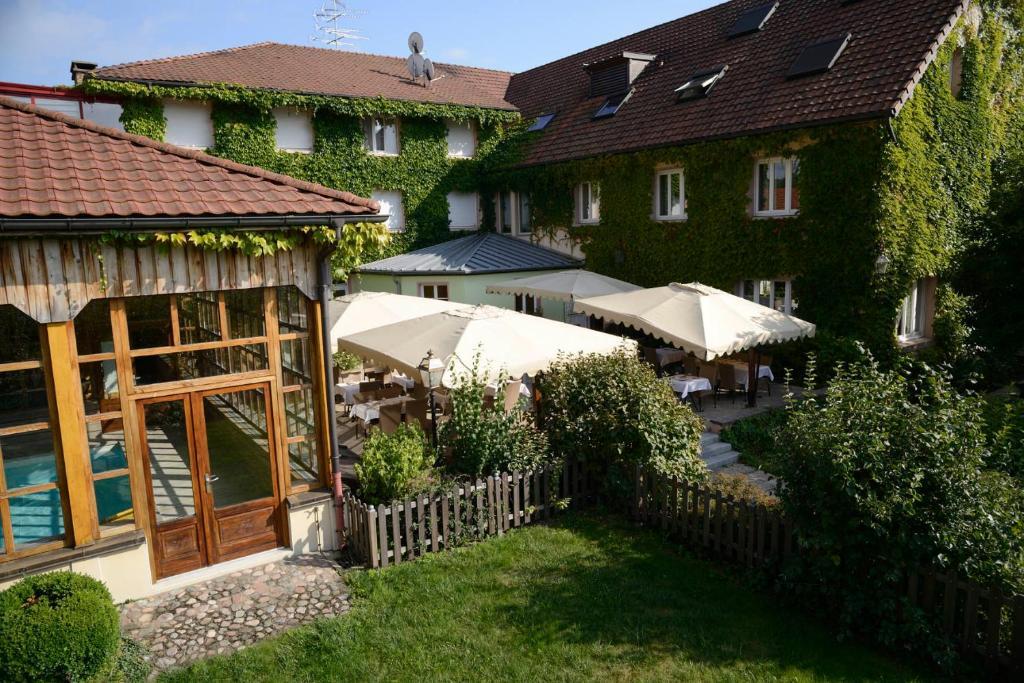 Le Pre Serroux Champagney Exterior photo