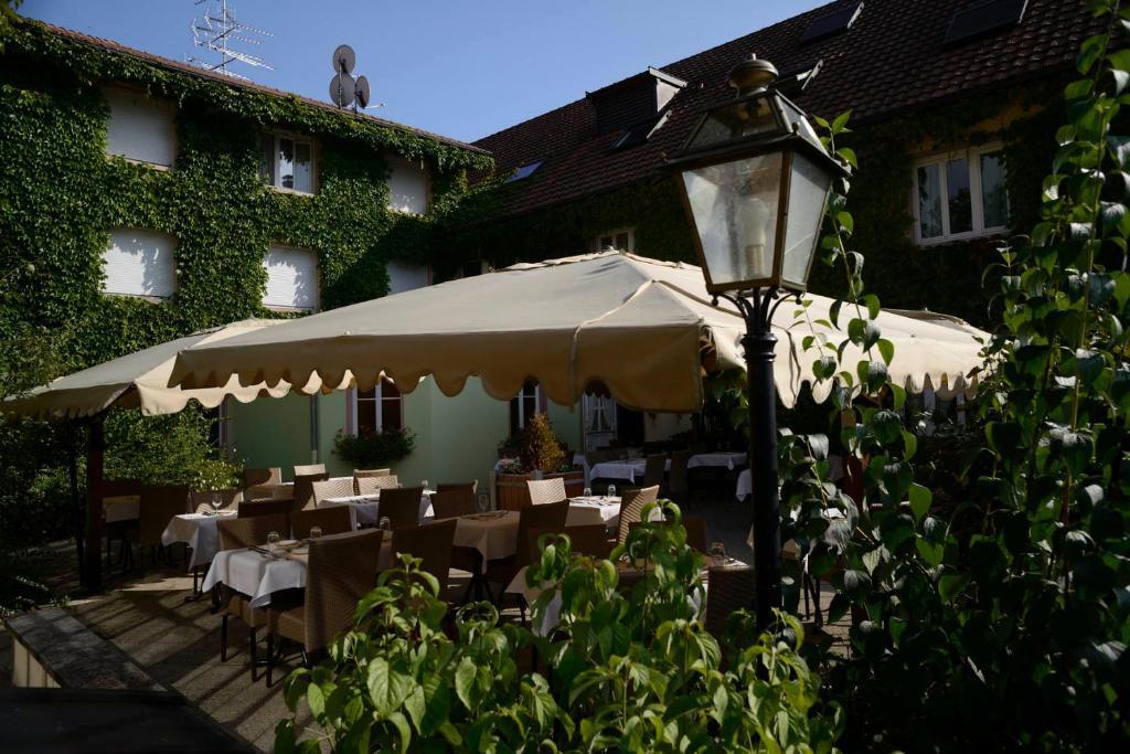 Le Pre Serroux Champagney Exterior photo
